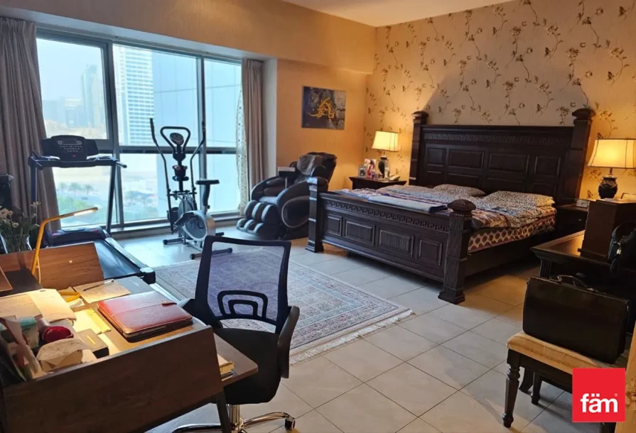 APARTMENT FOR RENT IN EXECUTIVE TOWER H-15