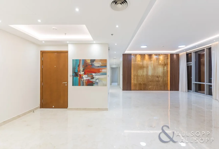 PENTHOUSE FOR RENT IN AMNA-6