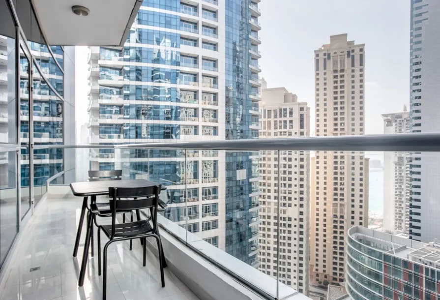 APARTMENT FOR RENT IN CENTRAL TOWER-21