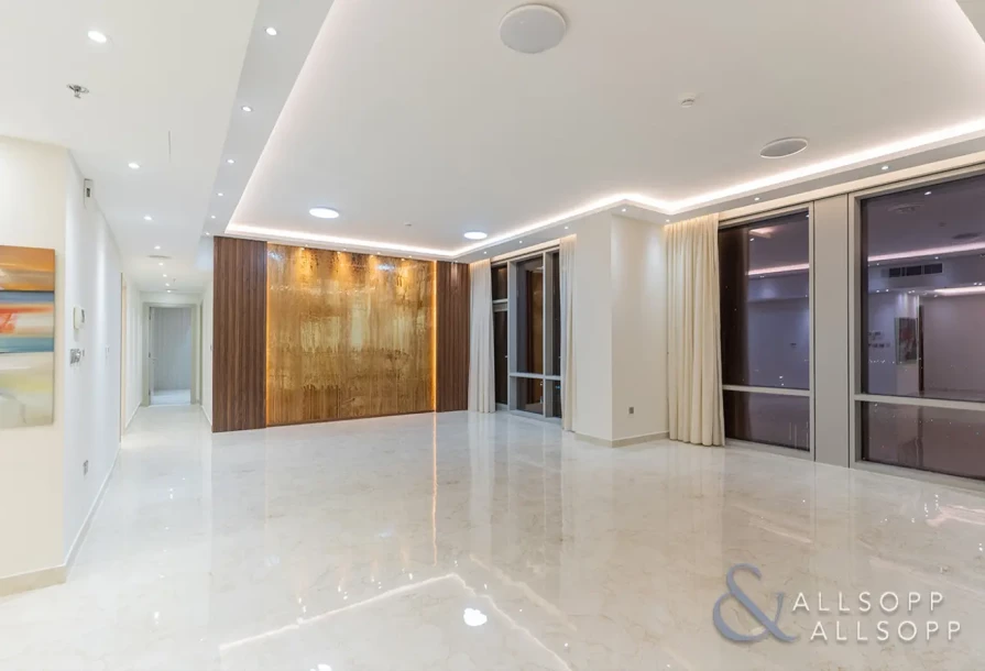 PENTHOUSE FOR RENT IN AMNA-10